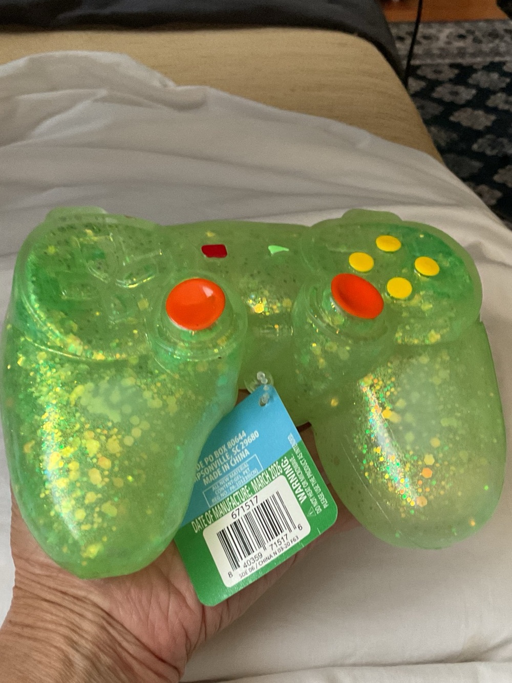 New Sunny Days Squeezy Green Sparkle Oversized Game Controller Stress Toy - Picture 2 of 5
